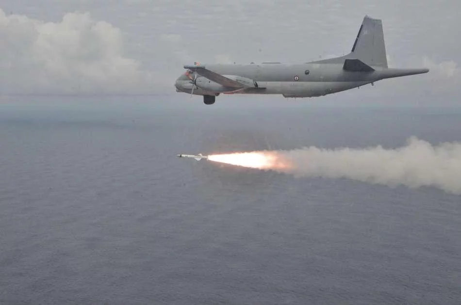 Tir de missile EXOCET dans le golfe de Gascogne