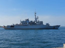 La frégate Ventôse en escale à Carthagène des Indes, en Colombie